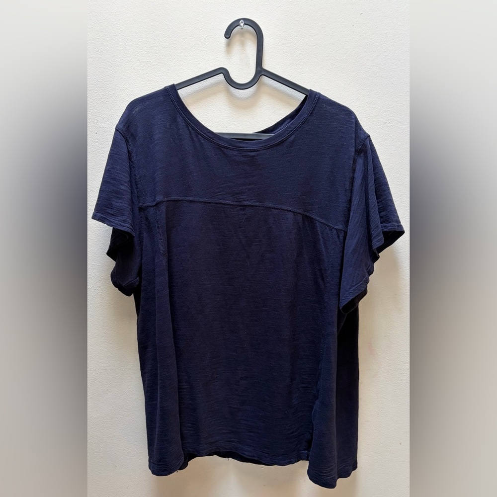Banana Republic Navy Crew Neck Tee